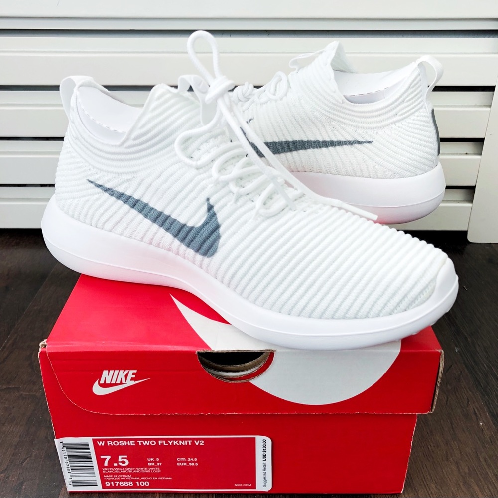 Nike Woman Rosie Two Flyknit V2
